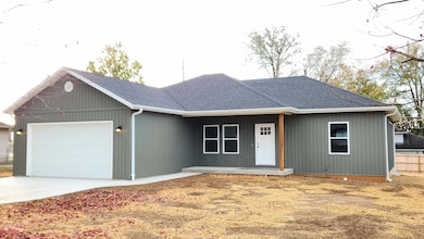 4046 W Juno St, Springfield, MO 65802 - photo 2