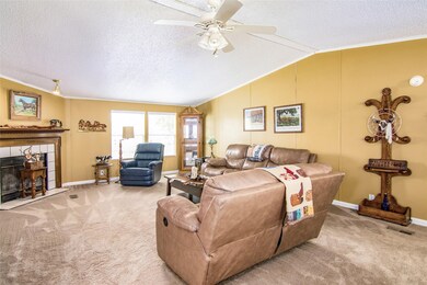 18330 Elton Rd, Alvin, TX 77511 - photo 7