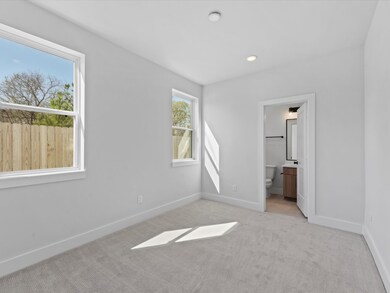 4703 Thornton Cir, Houston, TX 77018 - photo 7