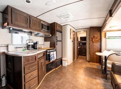 325 Calusa St unit 118, Key Largo, FL 33037 - photo 2