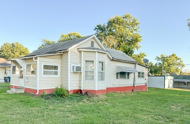 602 Vincil St, Moberly, MO 65270 - photo 2