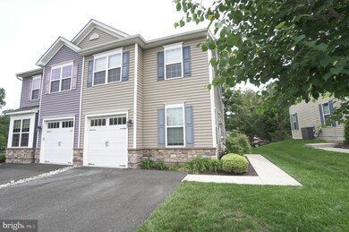 1003 Chapman Cir, Hatfield, PA 19440 - photo 2