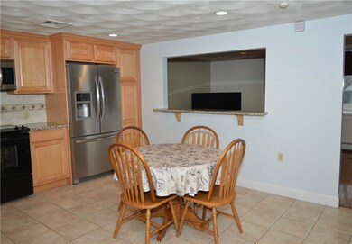 128 Friendly Rd, Cranston, RI 02910 - photo 4