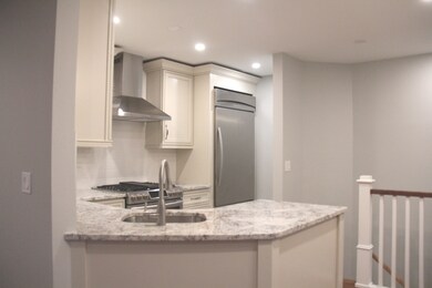 1066 Shermer Rd unit FE, Glenview, IL 60025 - photo 4