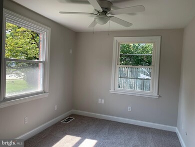 1945 Clearview Ave, Norristown, PA 19403 - photo 7