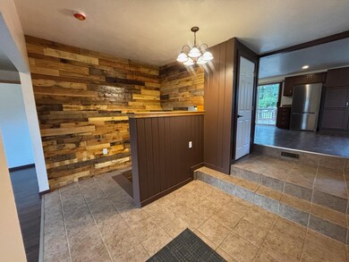 810 8th Aly, Crivitz, WI 54114 - photo 3