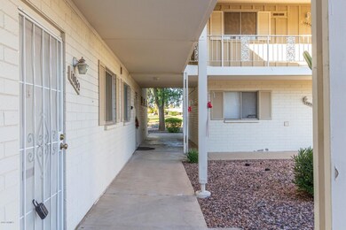 0002-Fairway Court 03