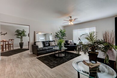 2024 E Weldon Ave-22