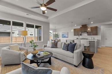 1404 NE Whistle Way, Prineville, OR 97754 - photo 2