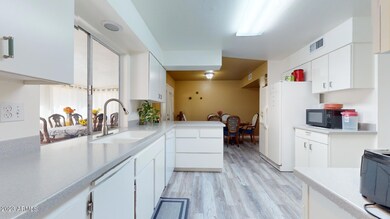 15426-N-Lakeforest-Dr-10122023_180241