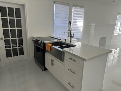 1922 NW 4th St unit A, Miami, FL 33125 - photo 3