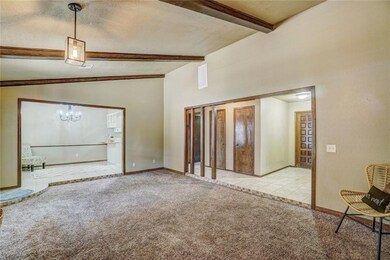 2113 N Lincoln Ave, Moore, OK 73160 - photo 5