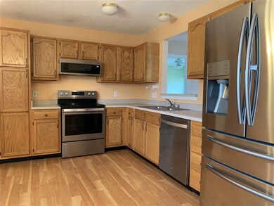 1022 Springwater Rd, Kokomo, IN 46902 - photo 2