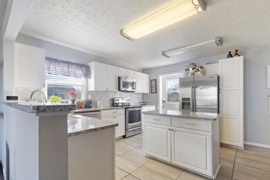 202 N 4th Ave, Beech Grove, IN 46107 - photo 7