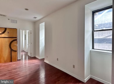 118 S 12th St unit 4R, Philadelphia, PA 19107 - photo 3