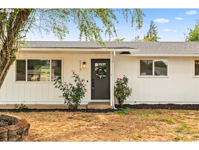 1215 Ellsworth St, Eugene, OR 97402 - photo 2