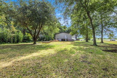 19541 Highway 35, Alvin, TX 77511 - photo 7