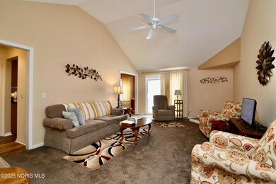 4331 N Watercrest Dr, Toledo, OH 43614 - photo 4