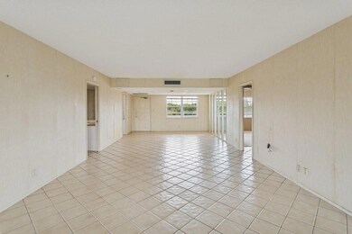 3960 Oaks Clubhouse Dr unit 502, Pompano Beach, FL 33069 - photo 3