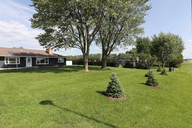 2124 11th Ave SW, Spencer, IA 51301 - photo 2