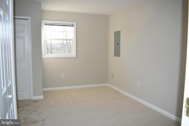 819 W Potomac St, Brunswick, MD 21716 - photo 3