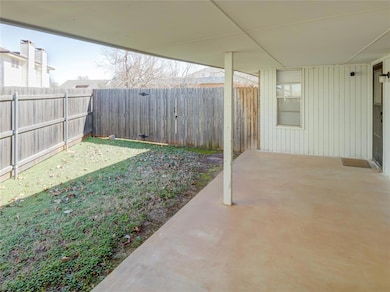 6908 Woodlake Dr, Oklahoma City, OK 73132 - photo 7