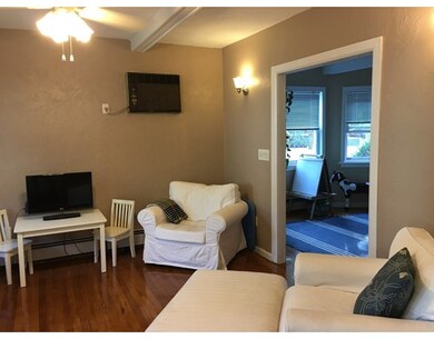 25 Avon St, Saugus, MA 01906 - photo 6