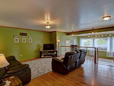 905 E Seamon Rd, Tekoa, WA 99033 - photo 3