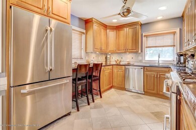 23 Lafayette Dr, Hazlet, NJ 07730 - photo 7