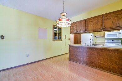 Eat-in Area