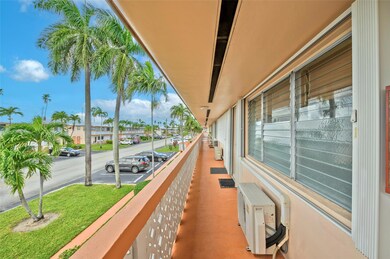 925 SW 11th Ave unit 17J, Hallandale Beach, FL 33009 - photo 6