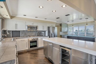 15770 E Peltier Rd, Acampo, CA 95220 - photo 3