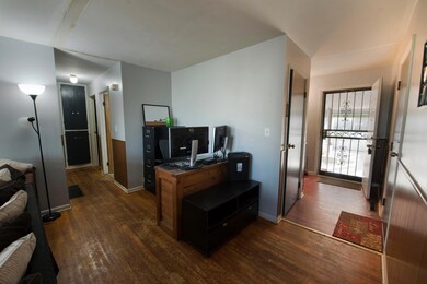 unlisted-address, Columbus, OH 43207 - photo 4