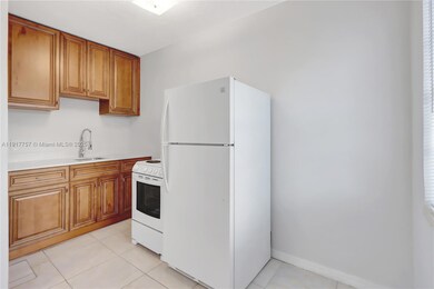1021 SW 3rd St unit 7, Miami, FL 33130 - photo 5