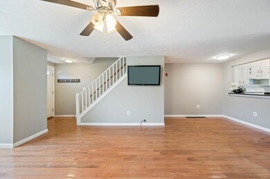 523 Washington St unit C2, Pembroke, MA 02359 - photo 6