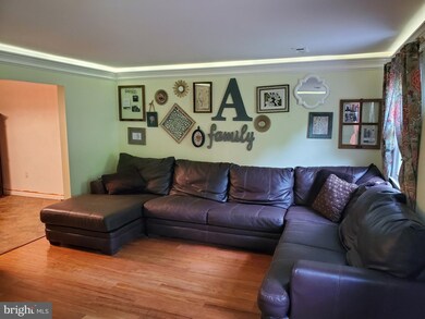 12323 Running Deer Rd, Manassas, VA 20112 - photo 3