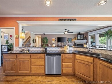 Open plan.  Large kitchen with stainless steel app