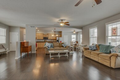 45 Longmeadow Dr Niles MI-large-007-22-L