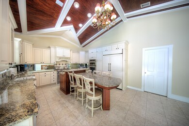 (3) 3615 Eagle Ave-2