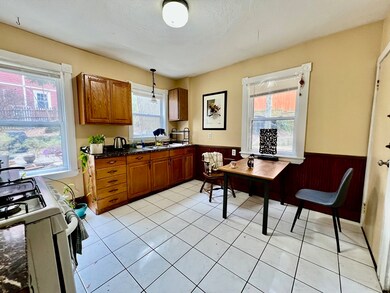 69 Woodlawn St unit 1, Jamaica Plain, MA 02130 - photo 5