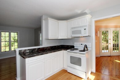 644 Old Post Rd, Cotuit, MA 02635 - photo 4