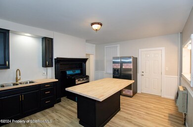 35 Wyoming St, Wilkes Barre, PA 18702 - photo 3