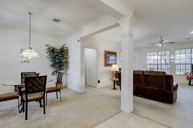 8110 Clover Gardens Dr, Houston, TX 77095 - photo 6