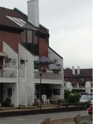 126 Merrimac St unit 41, Newburyport, MA 01950 - photo 2