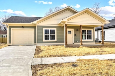 221 E 9th St, Connersville, IN 47331 - photo 2