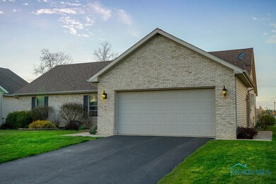 1310 Kennsington Dr, Findlay, OH 45840 - photo 2