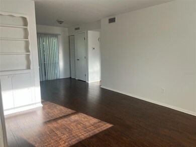 8325 7th Way N unit 10, St. Petersburg, FL 33702 - photo 3