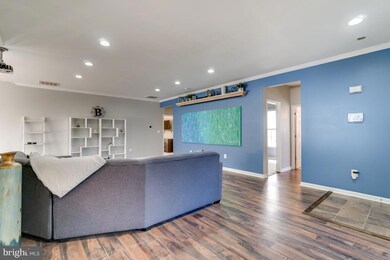 6911 Castleton Dr, Fredericksburg, VA 22407 - photo 7