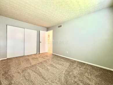 4927 Godown Rd, Columbus, OH 43220 - photo 5