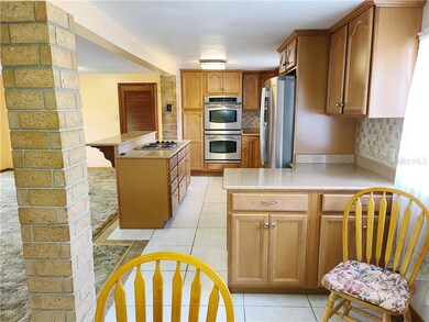 36120 Sunshine Rd, Zephyrhills, FL 33541 - photo 6